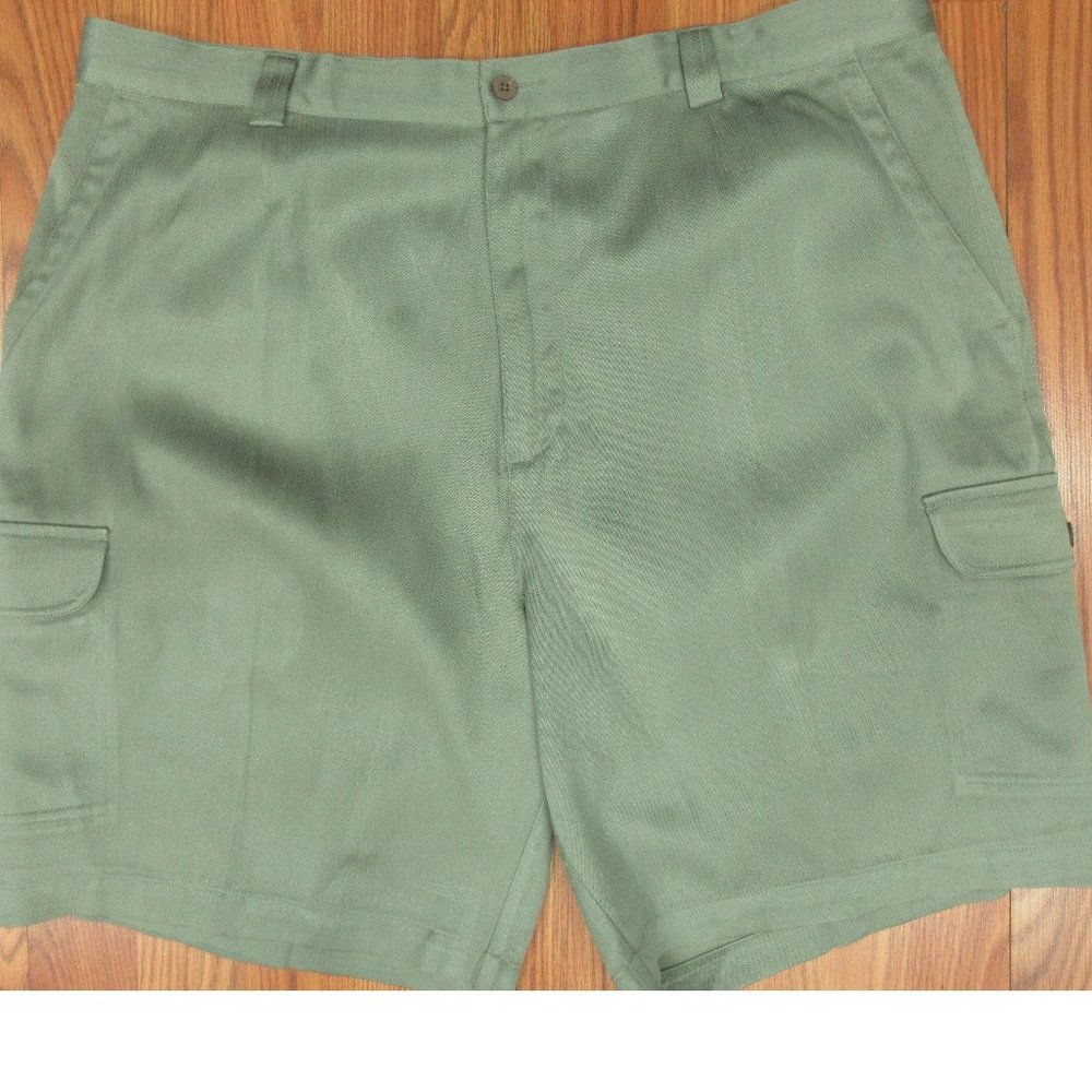 TOMMY BAHAMA REGULAR FIT CARGO SHORTS SILK/COTTON GREEN Sz 40
